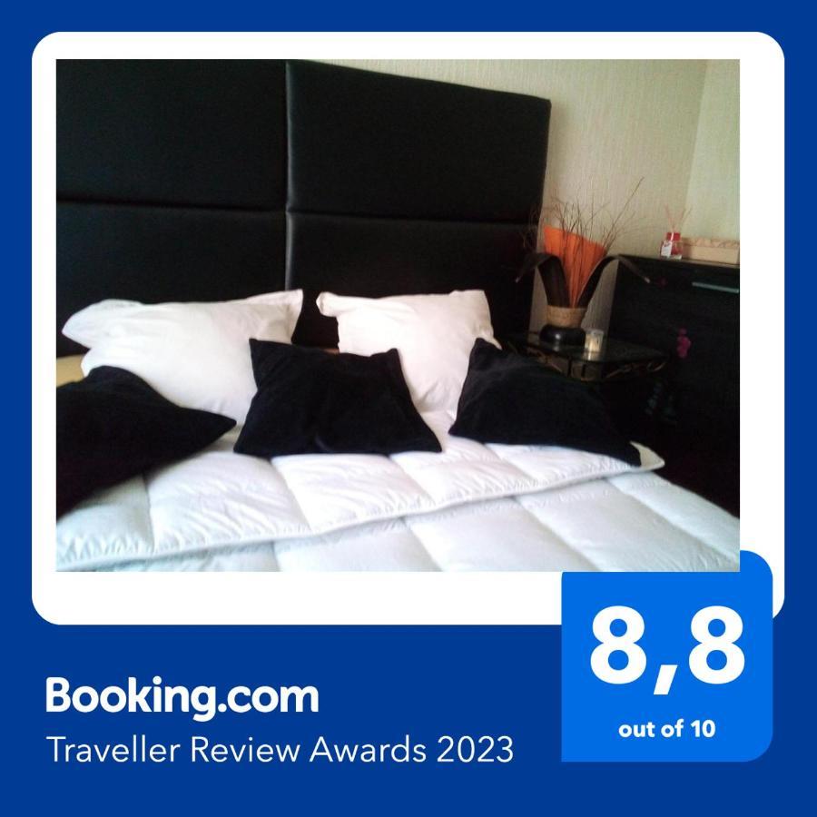 # Prix "Travellers Awards 2023 Et 2024" Lac Leman Velos Viarhona Geneve Annecy Valleiry Экстерьер фото